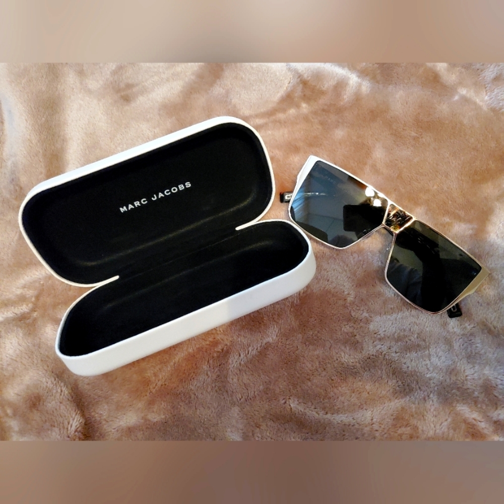 Marc Jacobs sunglasses